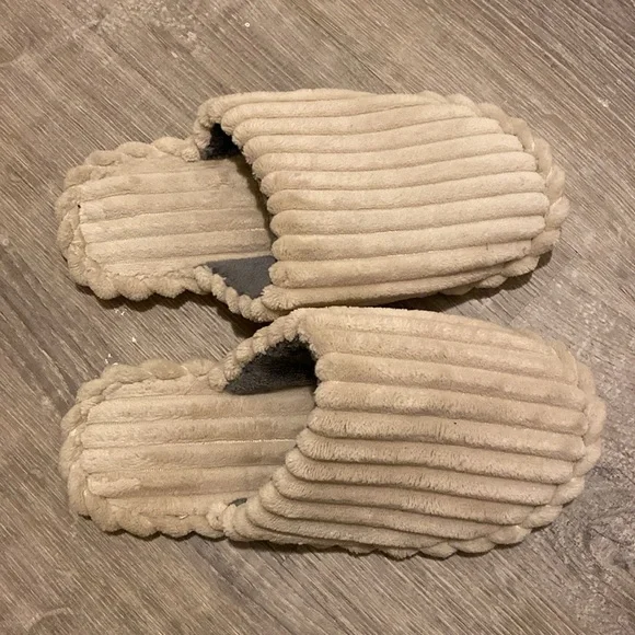 Velvet slippers - Picture 2 of 2